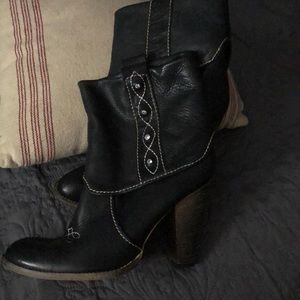 BLACK LEATHER VERA GOMMA ANKLE COWBOY BOOTS 10